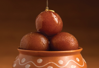 Gulab Jamun (3Pcs)